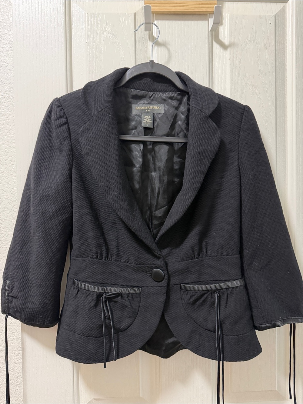 Banana Republic Black Textured Women's Drawstring Pocket Blazer